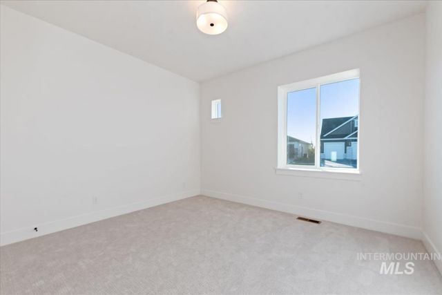 2211 N Ryde Ave., Kuna, ID 83634
