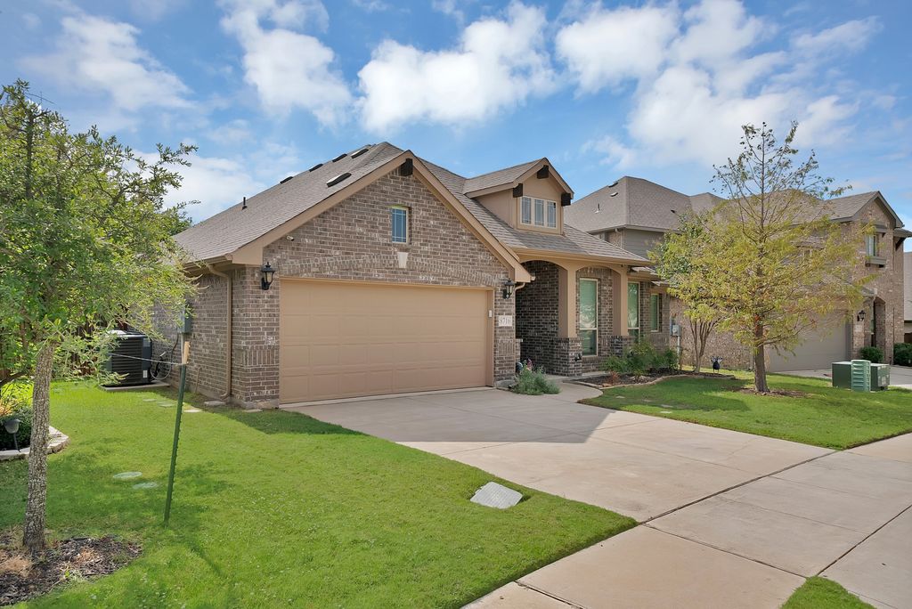 8716 Timber Ridge Drive, Aubrey, TX 76227 — photo 2