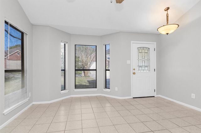 127 Golfview Drive, Conroe, TX 77356