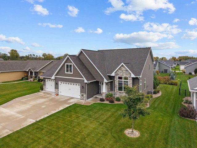 2053 W SUGAR COURT, Appleton, WI 54913