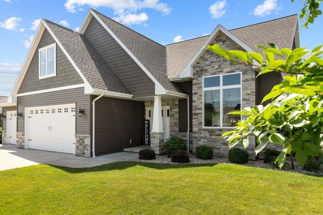 2053 W SUGAR COURT, Appleton, WI 54913