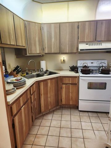5421 Mariesa Avenue, West Palm Beach, FL 33417