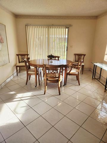 5421 Mariesa Avenue, West Palm Beach, FL 33417