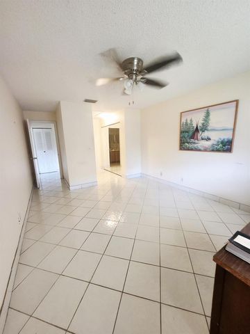 5421 Mariesa Avenue, West Palm Beach, FL 33417