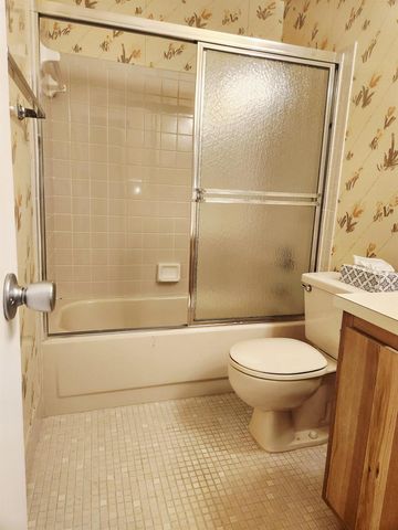 5421 Mariesa Avenue, West Palm Beach, FL 33417
