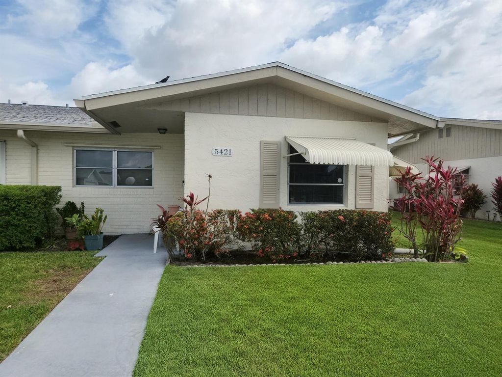 5421 Mariesa Avenue, West Palm Beach, FL 33417