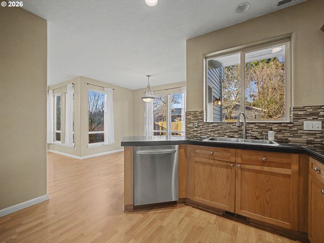 4647 Se 20TH Ter, Gresham, OR 97080