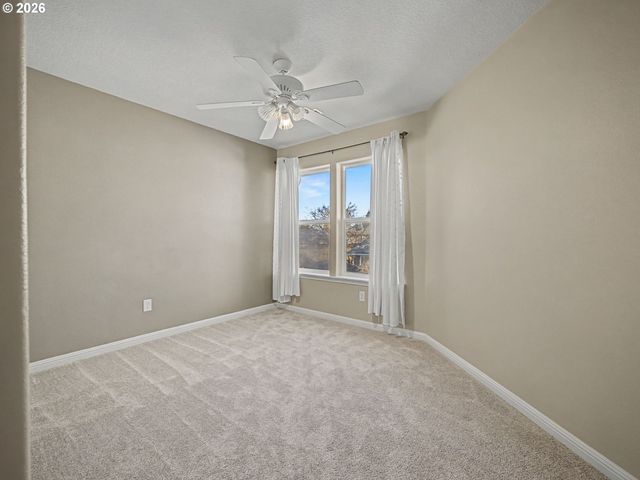 4647 Se 20TH Ter, Gresham, OR 97080