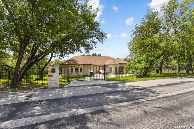 8210 Roy Lane, San Antonio, TX 78250