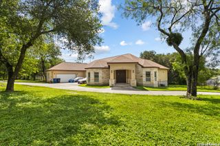 8210 Roy Lane, San Antonio, TX 78250