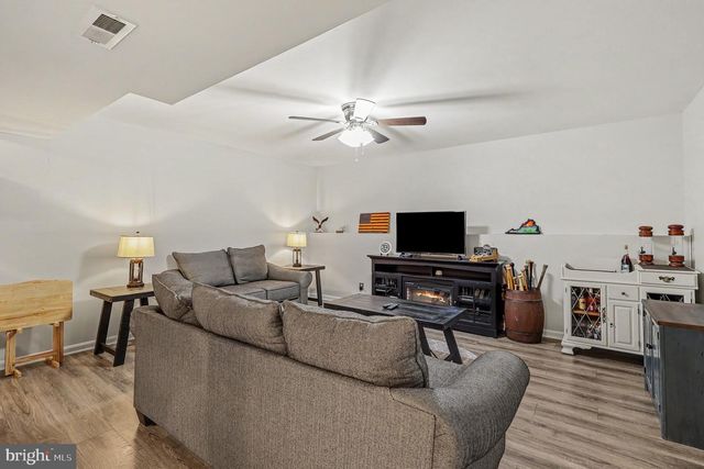 114 STONY HILL RD, Fredericksburg, VA 22406