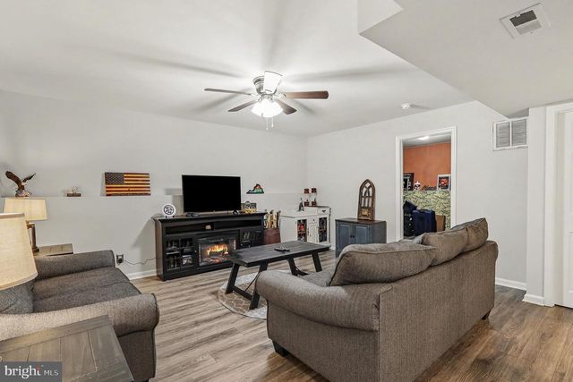 114 STONY HILL RD, Fredericksburg, VA 22406