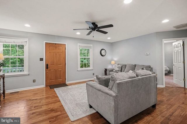 114 STONY HILL RD, Fredericksburg, VA 22406