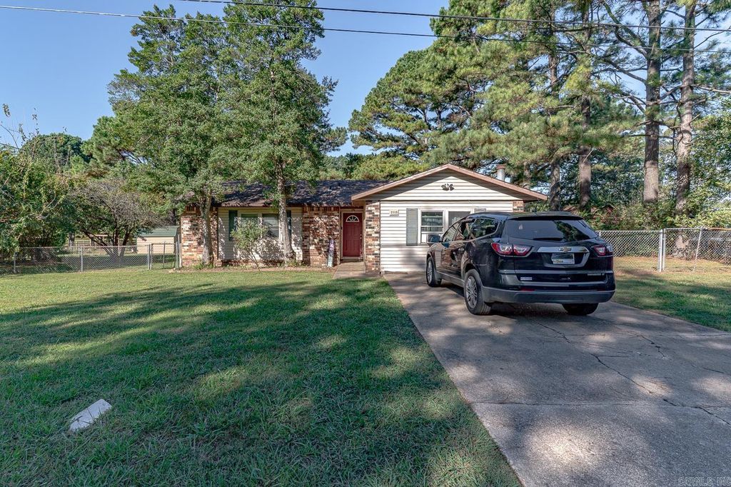 2115 Mitzi Ln, Jonesboro, AR 72405