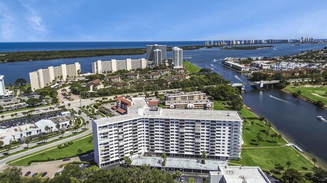 336 Golfview Road 406, North Palm Beach, FL 33408