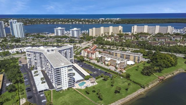 336 Golfview Road 406, North Palm Beach, FL 33408