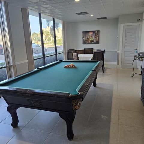 336 Golfview Road 406, North Palm Beach, FL 33408