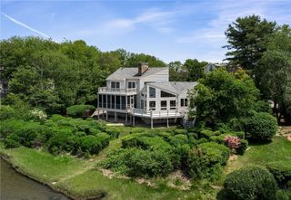 96 Starr Drive, Narragansett, RI 02882