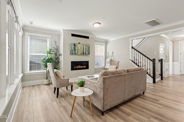 2719 Corydalis Way, Apex, NC 27502