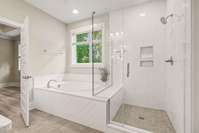 2719 Corydalis Way, Apex, NC 27502