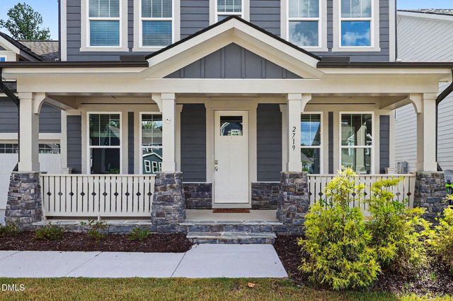 2719 Corydalis Way, Apex, NC 27502