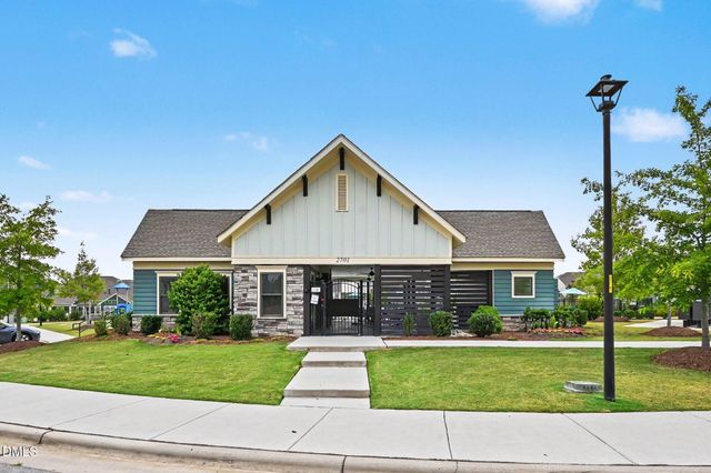 2719 Corydalis Way, Apex, NC 27502