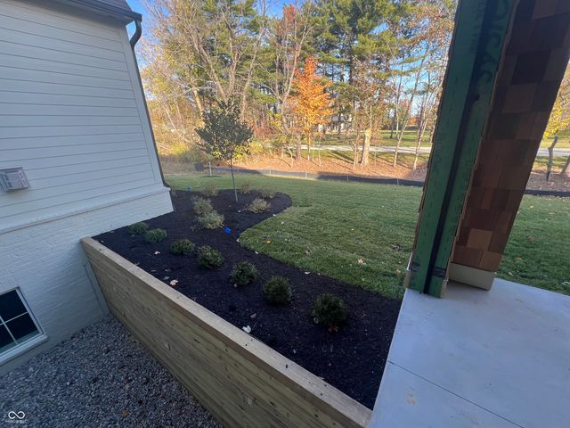 10840 Dartmoor Court, Zionsville, IN 46077