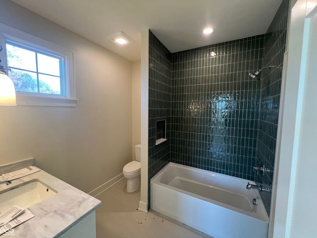 10840 Dartmoor Court, Zionsville, IN 46077