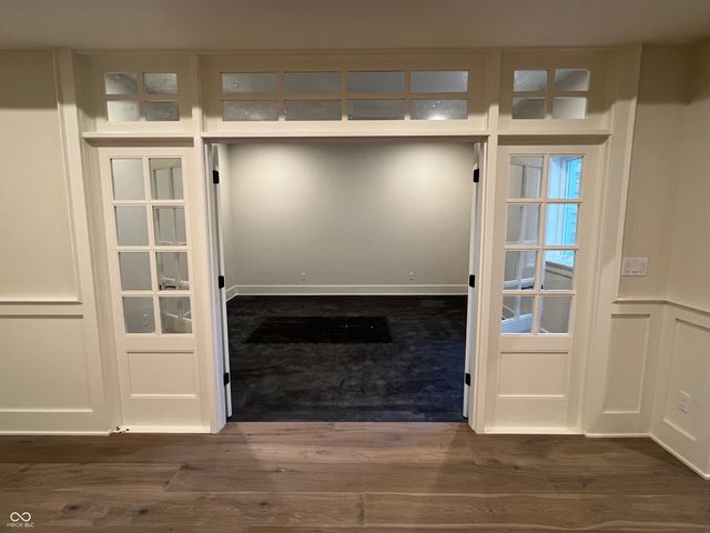 10840 Dartmoor Court, Zionsville, IN 46077