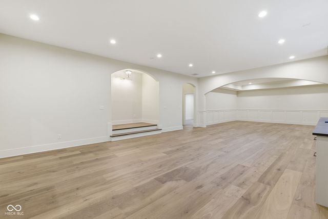 10840 Dartmoor Court, Zionsville, IN 46077