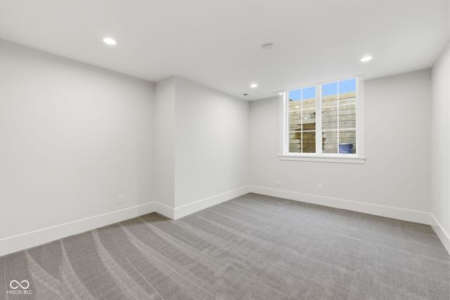 10840 Dartmoor Court, Zionsville, IN 46077