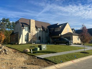 10840 Dartmoor Court, Zionsville, IN 46077