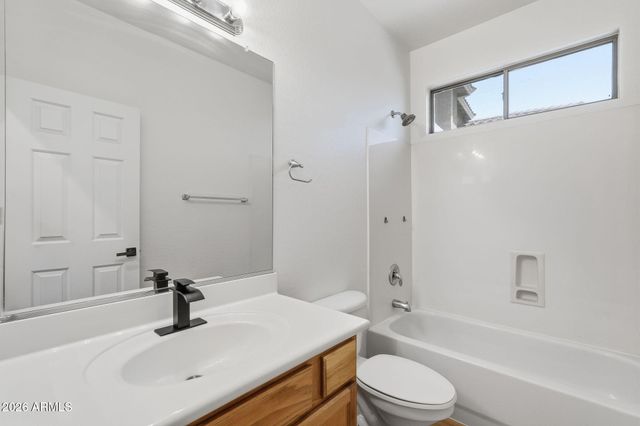 29810 N LITTLE LEAF Drive, San Tan Valley, AZ 85143