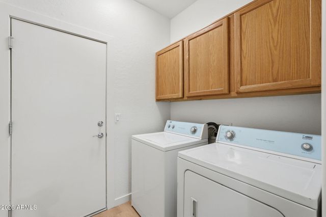29810 N LITTLE LEAF Drive, San Tan Valley, AZ 85143