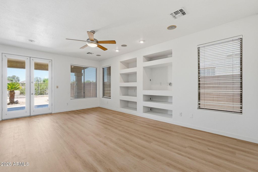 29810 N LITTLE LEAF Drive, San Tan Valley, AZ 85143 — photo 2