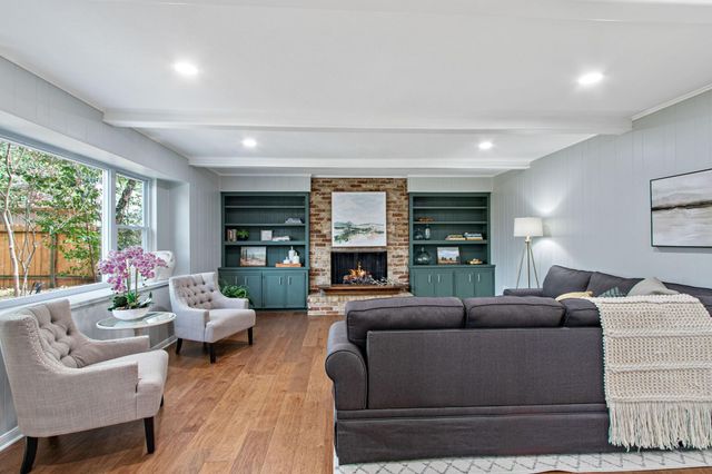 13710 Balmore Circle, Houston, TX 77069