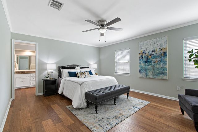 13710 Balmore Circle, Houston, TX 77069