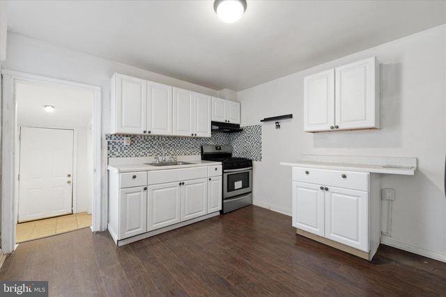 748 N HOLLY ST, Philadelphia, PA 19104