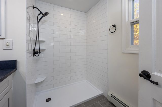 287 North Road, Deerfield, NH 03037