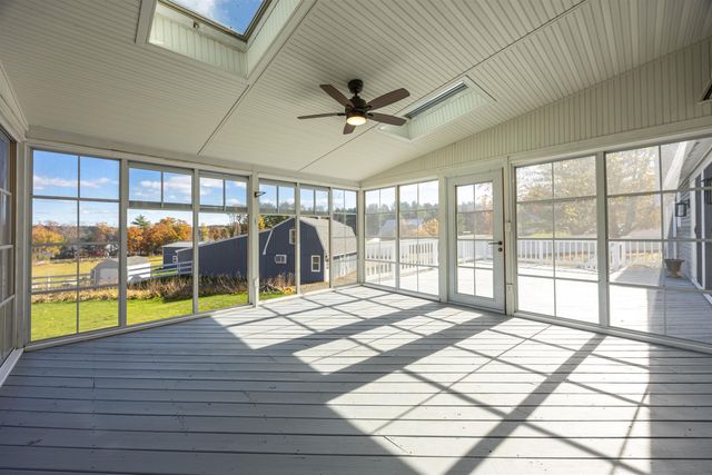 287 North Road, Deerfield, NH 03037