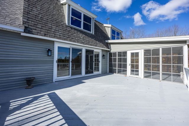 287 North Road, Deerfield, NH 03037