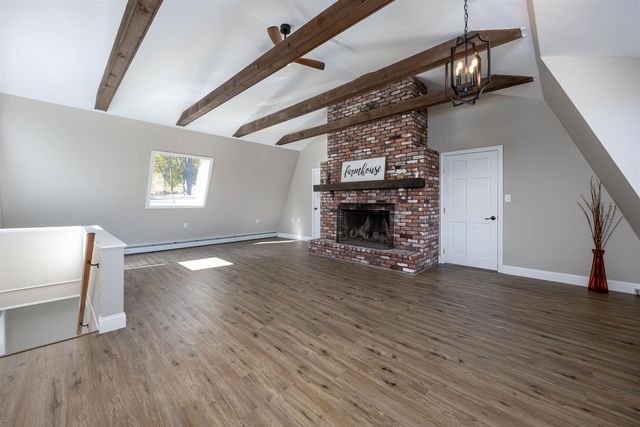 287 North Road, Deerfield, NH 03037