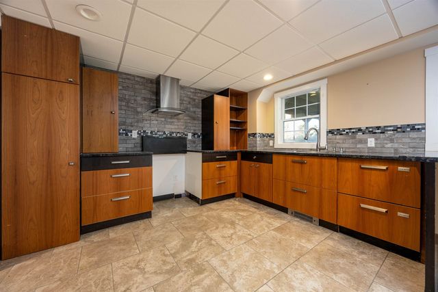 287 North Road, Deerfield, NH 03037