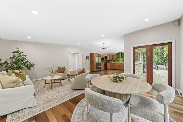 6909 N Belmont LANE, Fox Point, WI 53217