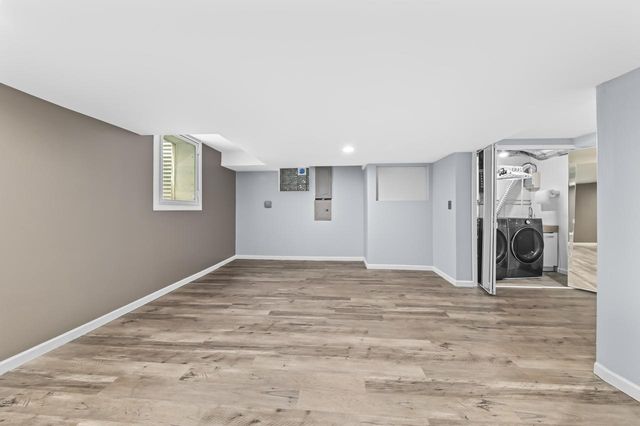 6909 N Belmont LANE, Fox Point, WI 53217