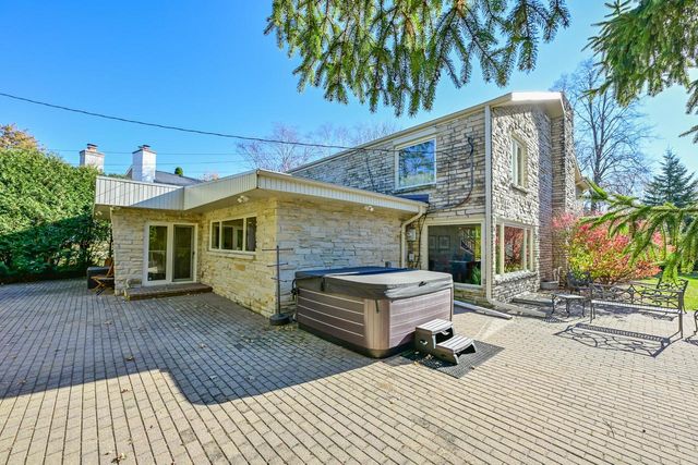 6909 N Belmont LANE, Fox Point, WI 53217