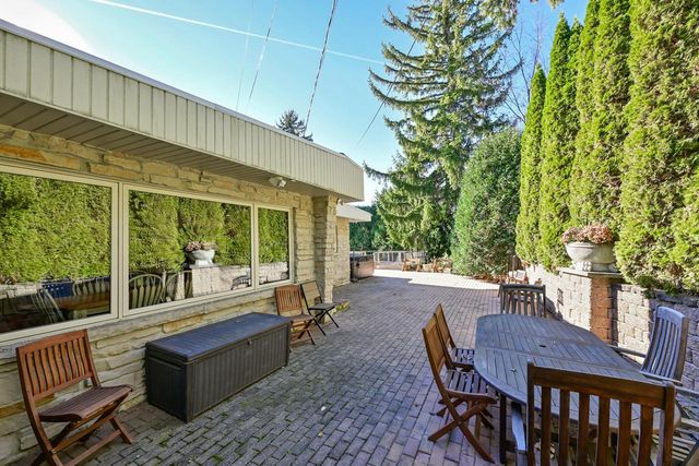 6909 N Belmont LANE, Fox Point, WI 53217