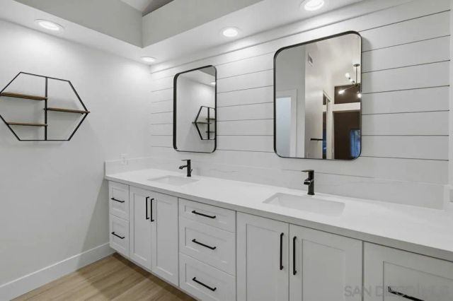 9864 Saskatchewan Ave, San Diego, CA 92129