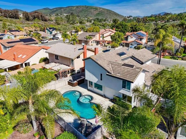 9864 Saskatchewan Ave, San Diego, CA 92129