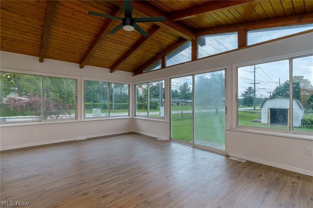 9081 Royalton Road, North Royalton, OH 44133